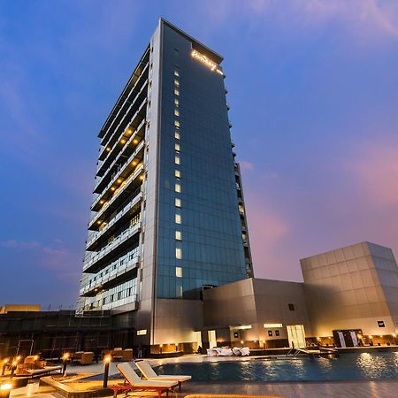 Sunday Hotels And Residences Gurgaon Ngoại thất bức ảnh
