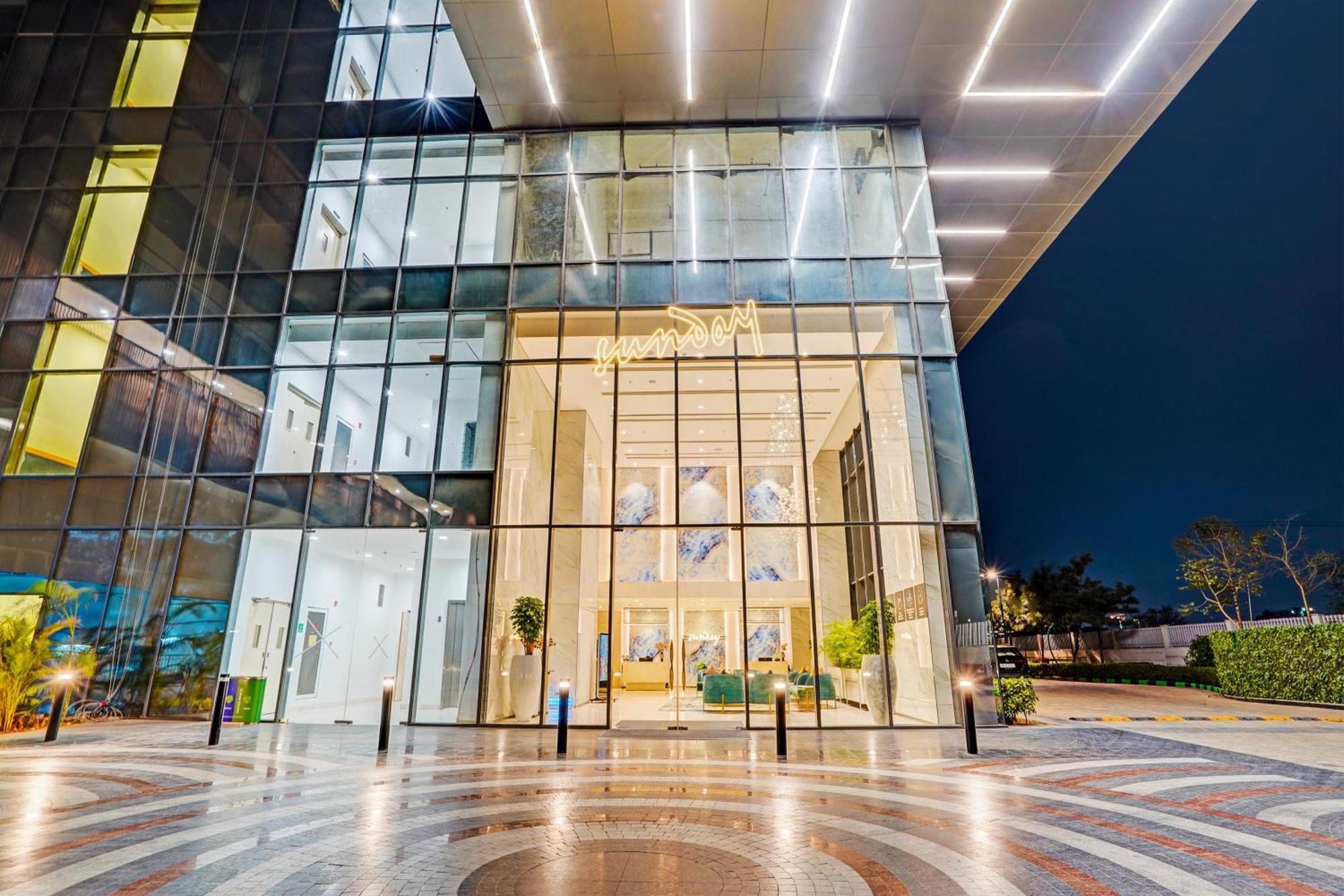 Sunday Hotels And Residences Gurgaon Ngoại thất bức ảnh