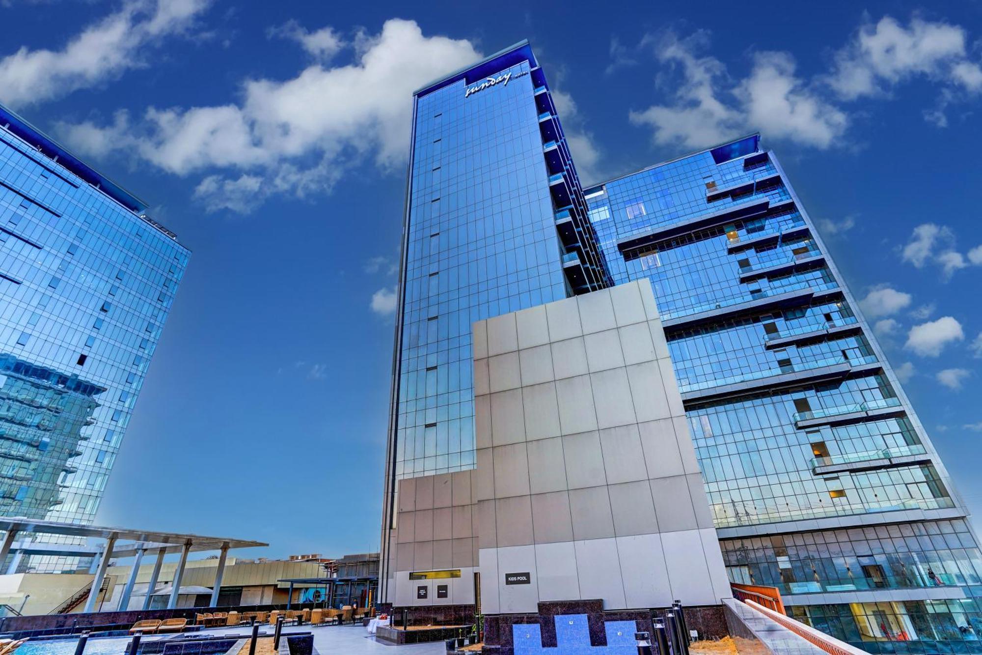 Sunday Hotels And Residences Gurgaon Ngoại thất bức ảnh