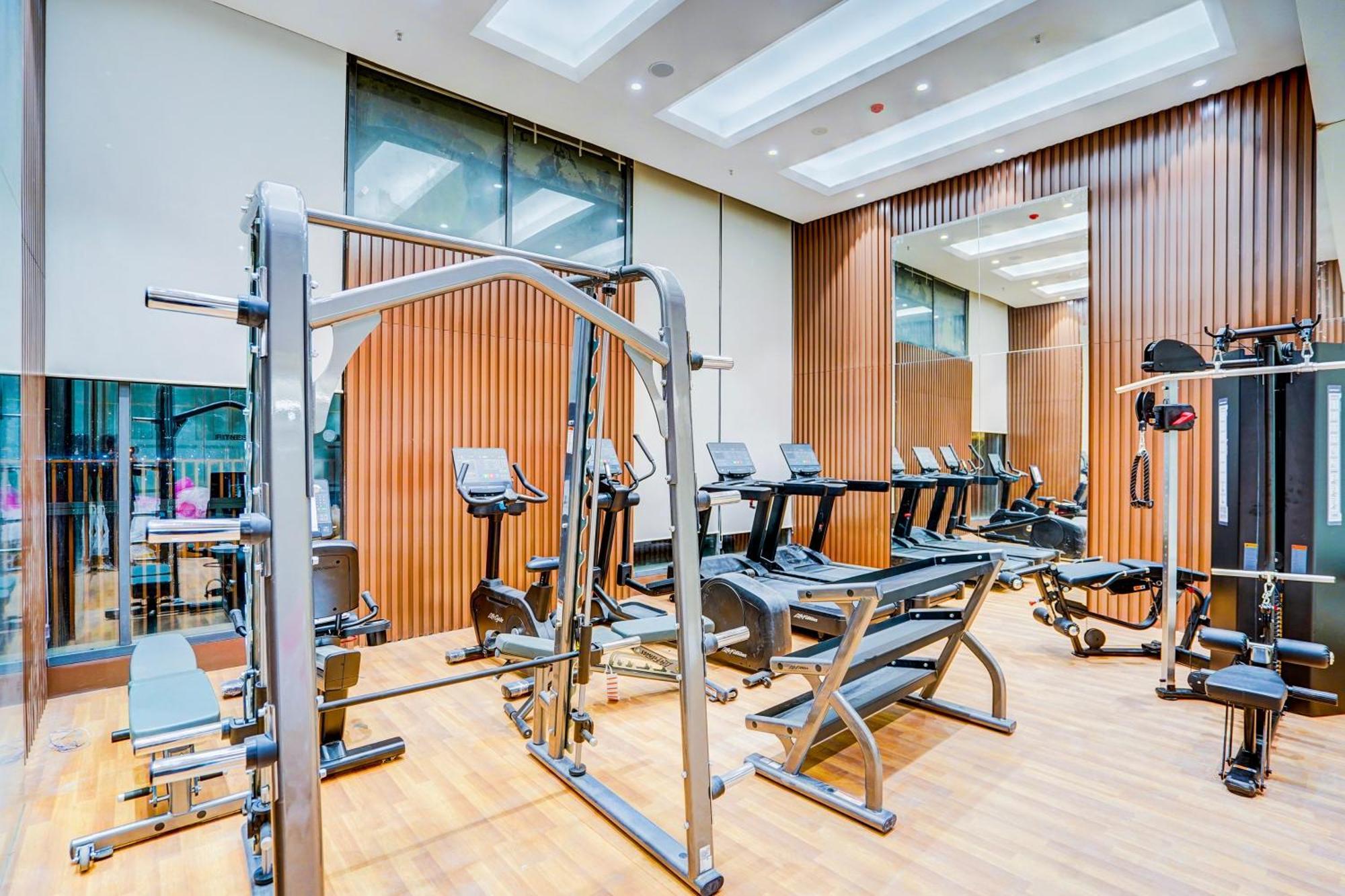 Sunday Hotels And Residences Gurgaon Ngoại thất bức ảnh