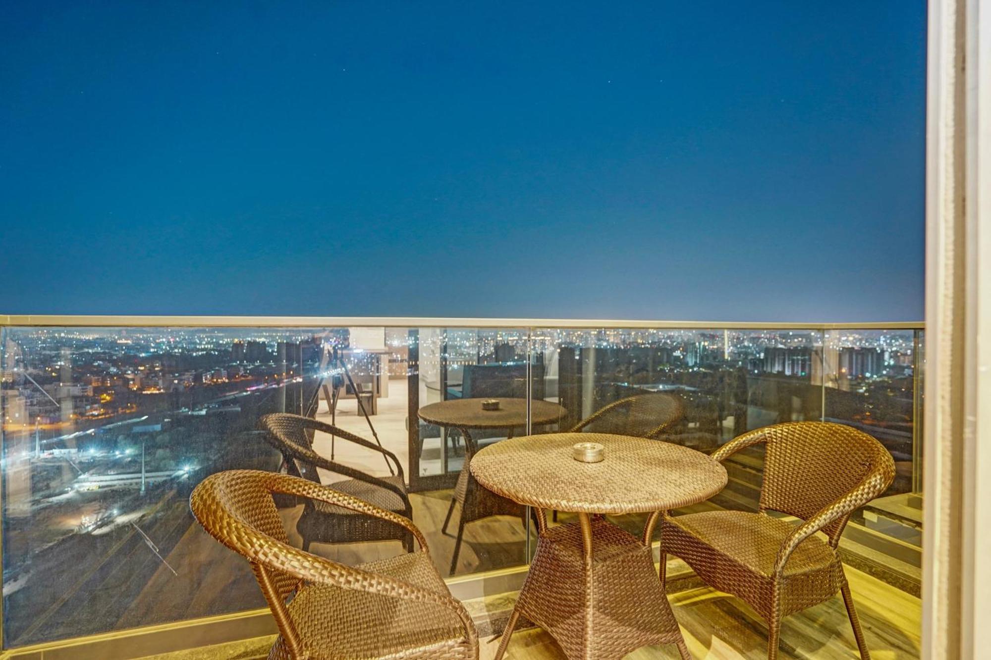 Sunday Hotels And Residences Gurgaon Ngoại thất bức ảnh