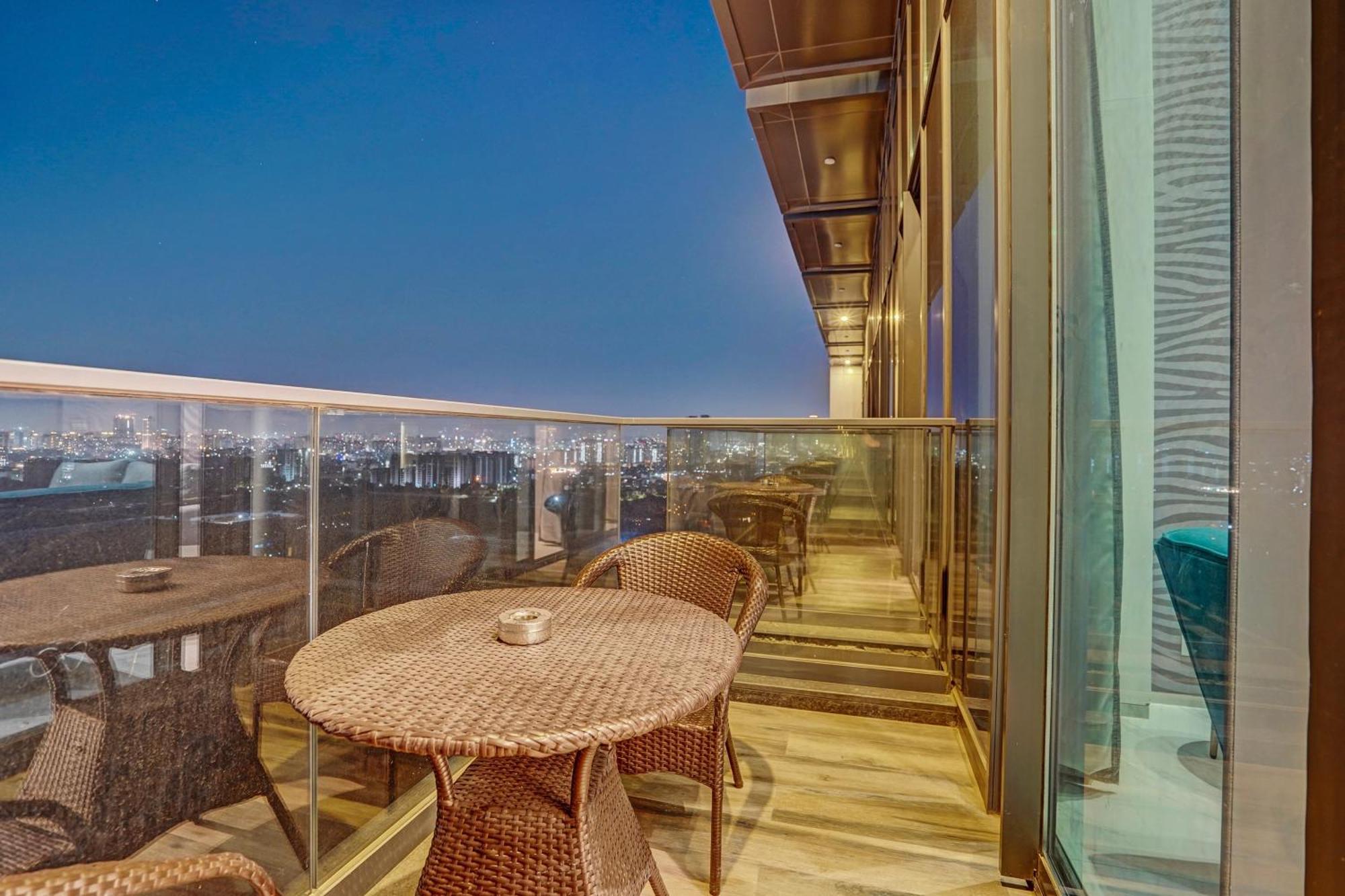 Sunday Hotels And Residences Gurgaon Ngoại thất bức ảnh