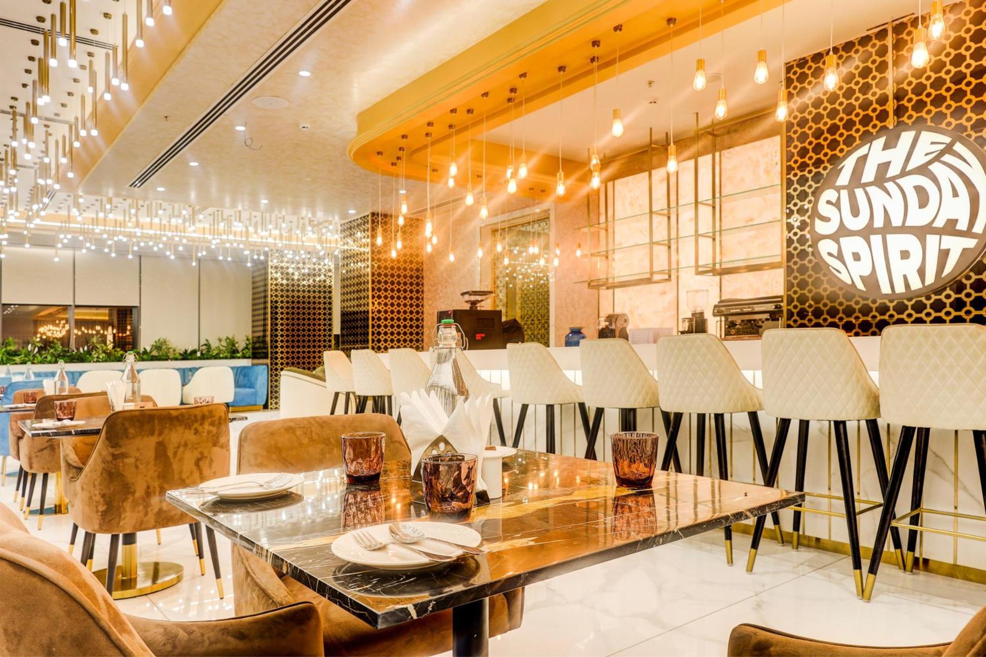 Sunday Hotels And Residences Gurgaon Ngoại thất bức ảnh